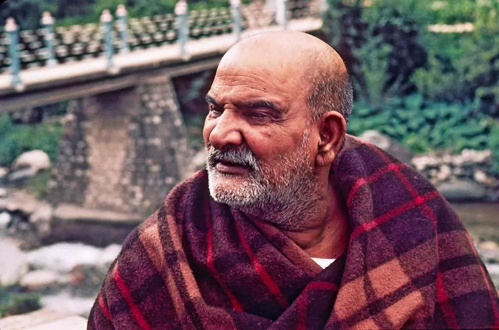 Neem Karoli Baba Biography: Early Life, Teachings, Kainchi Dham and Spiritual Legacy